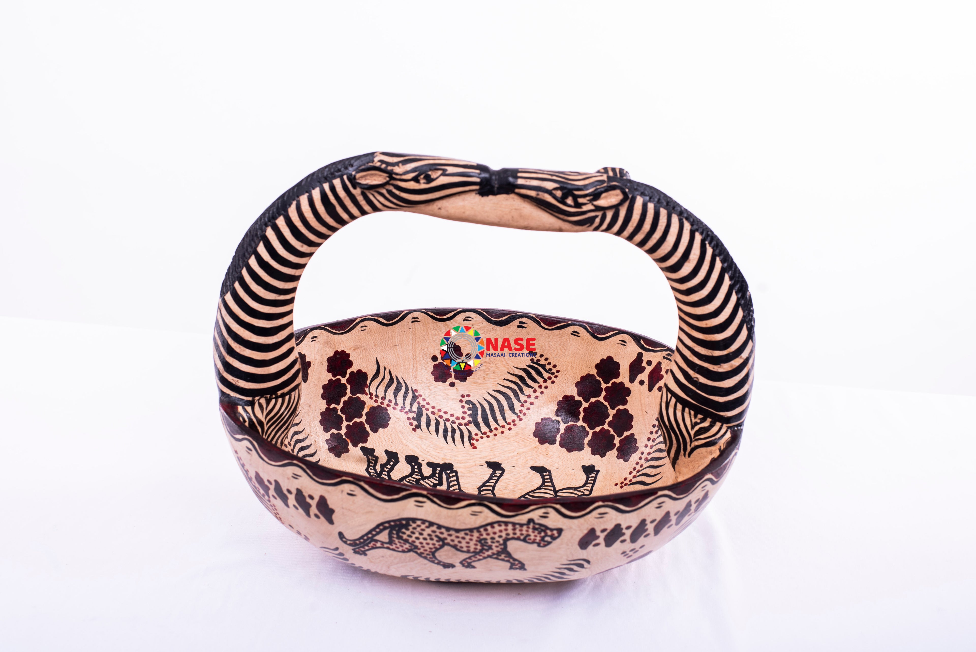 WOODEN HAND CARVED KISSING GIRAFFE BOWL