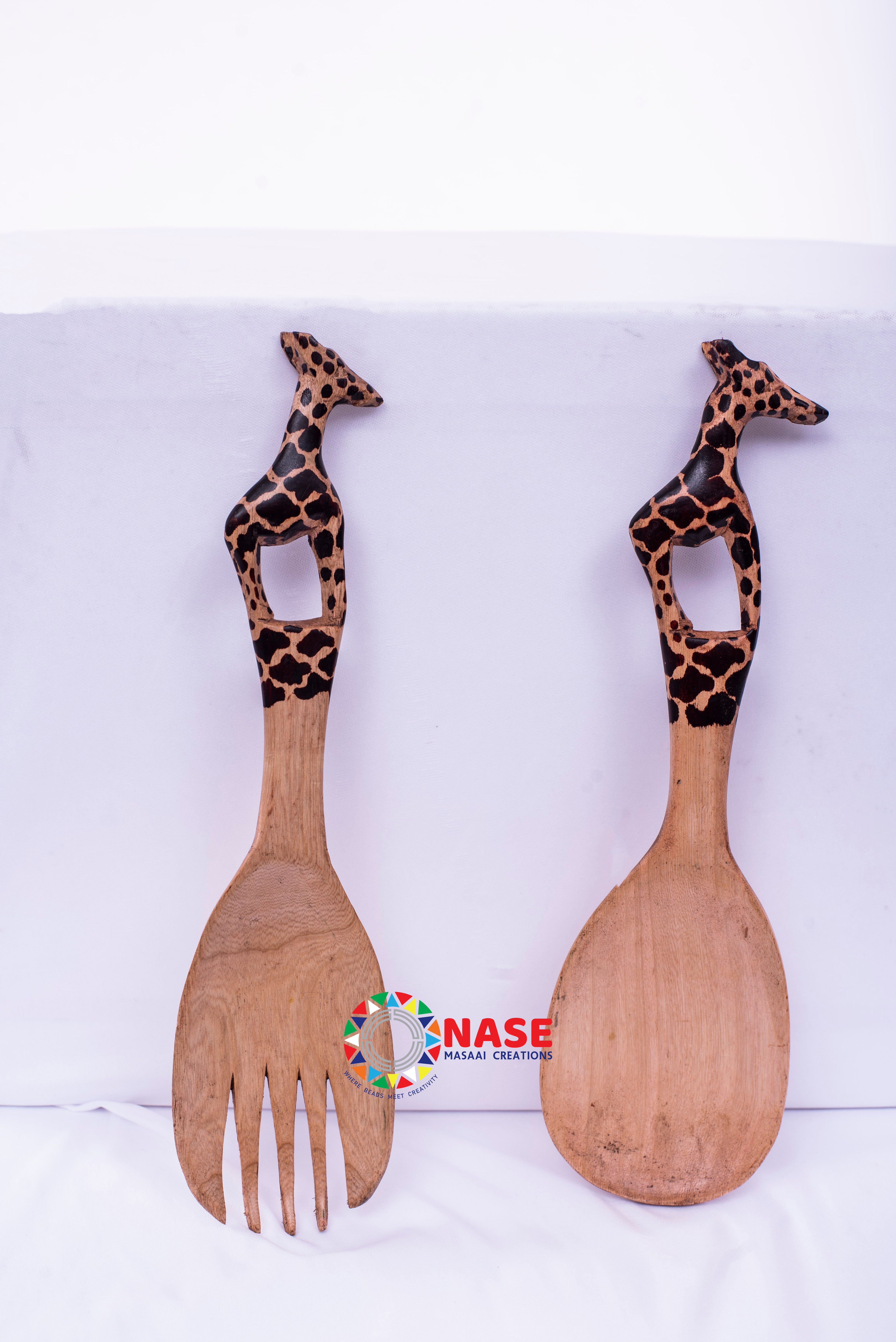 GIRAFFE WOODED SERVING SPOONS